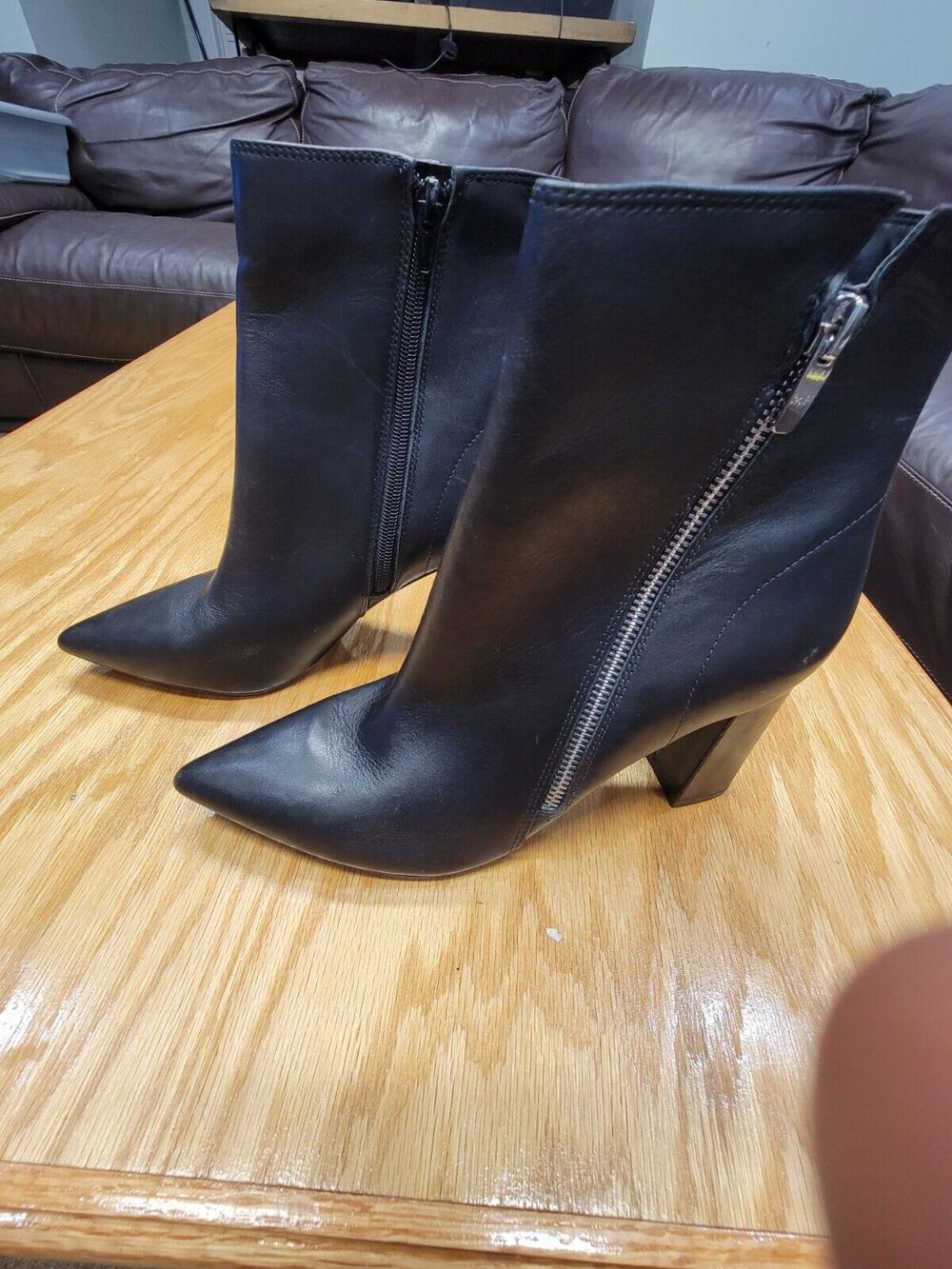 Marc Fisher Ankle Boots Women's 9.5 M Black Leather Side Zip Pointed Toe S10